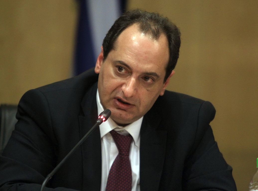 Ηλεκτρονικό02