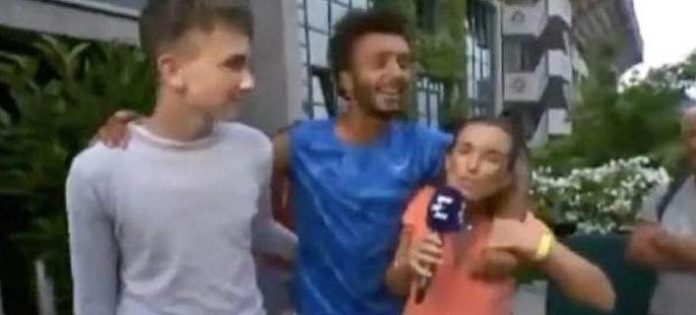 δημοσιογράφο