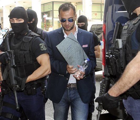 Γιαννουσάκης