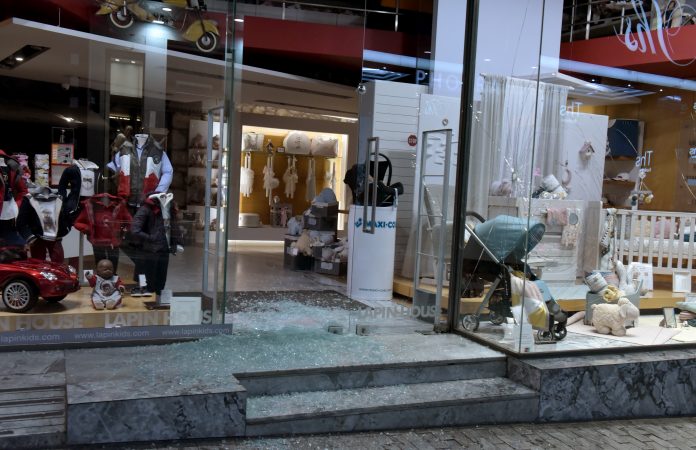 Κουκουλοφόροι