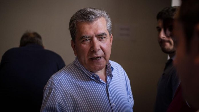 Μητρόπουλος