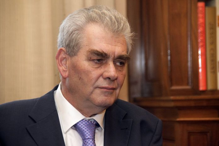 Παπαγγελόπουλος