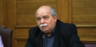 Βούτσης