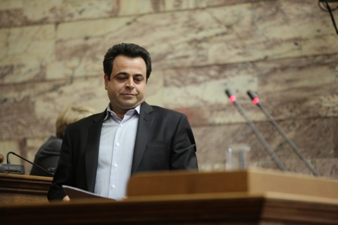 Σαντορινιός