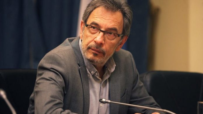 Τσακνής