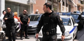 Πανικός στη Στυλίδα: Πυροβολούσε μεθυσμένος και όποιον πάρει ο χάρος!