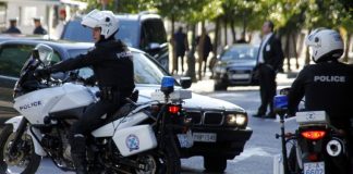 Αίσιο τέλος είχε η ομηρία ανηλίκου στο αστυνομικό τμήμα Γαλατσίου (upd)