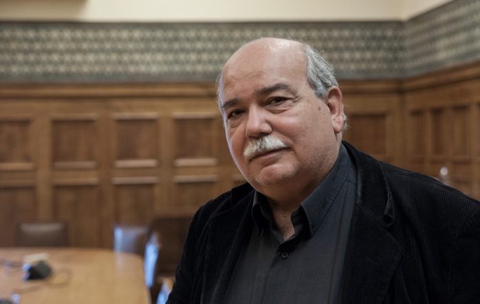 Βούτσης