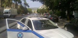 Κουκουλοφόροι έσπασαν καταστήματα στα Μελίσσια
