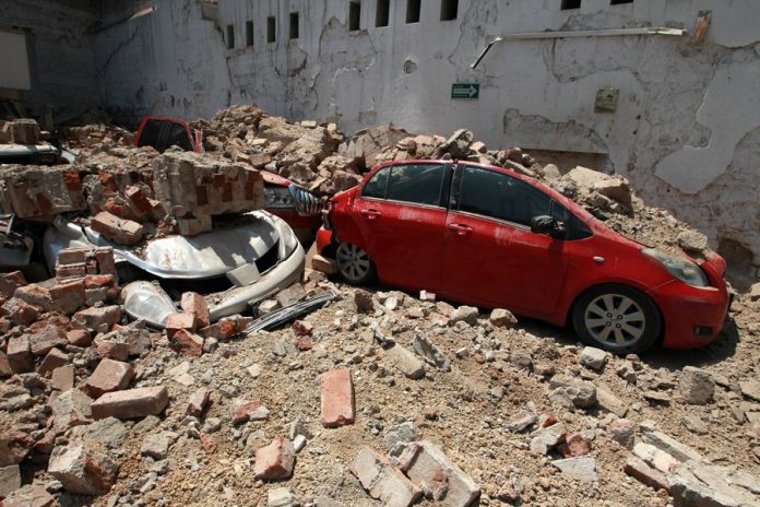 Magnitude 7.1 earthquake 5km ENE of Raboso, Mexico