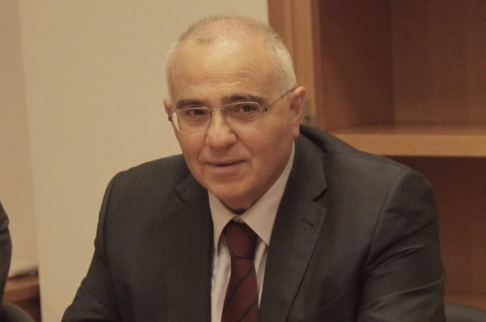 Καραμούζη