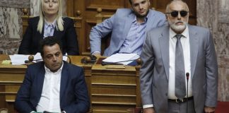 Αιχμές Σαντορινιού για Κουρουμπλή: “Έγιναν επικοινωνιακά λάθη” Σαντορινιός