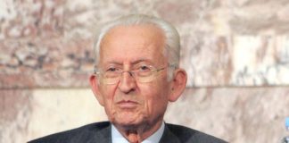 Σημαιοφορίδης