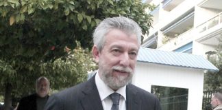 Σταύρος Κοντονής