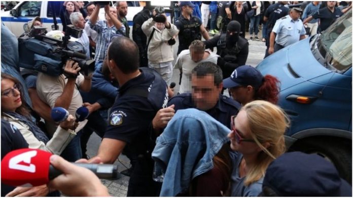 16χρονη