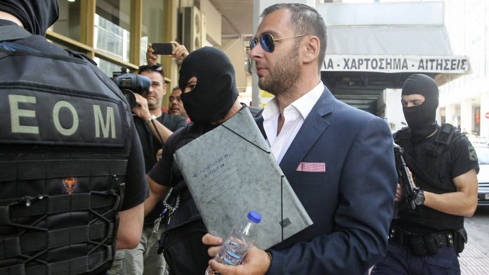 Γιαννουσάκης
