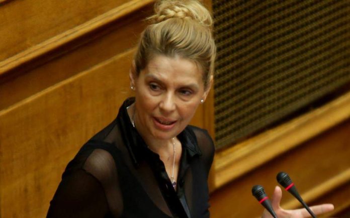 Παπακώστα