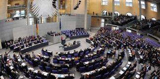 Ξεκίνησε η ψηφοφορία για την εκλογή νέου προέδρου στη Γερμανική Βουλή (pics)