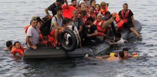Ξεσαλώνουν οι “διακινητές ψυχών”: Μετέφεραν 112 πρόσφυγες σε Λήμνο και Χίο εντός 24ώρου