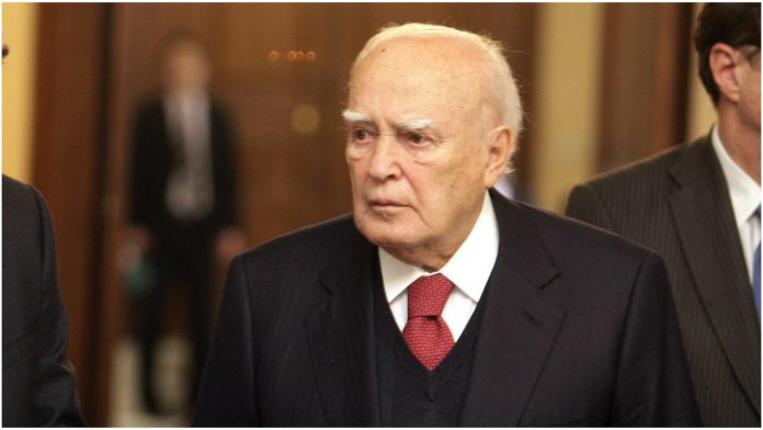 Κάρολος Παπούλιας