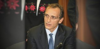 Μπόμπολας