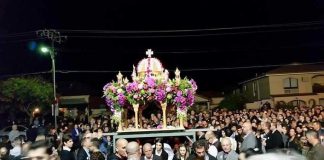 Αυστραλία: «Πλημμύρισαν» από ομογενείς οι εκκλησίες της Αδελαΐδας (Βίντεο)