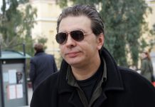 Ο Στέφανος Χίος πυροβόλησε δικαστικό επιμελητή!