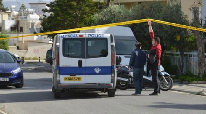 Ραγδαίες εξελίξεις στο διπλό έγκλημα της Κύπρου: Ο 15χρονος αναγνώρισε τον 33χρονο