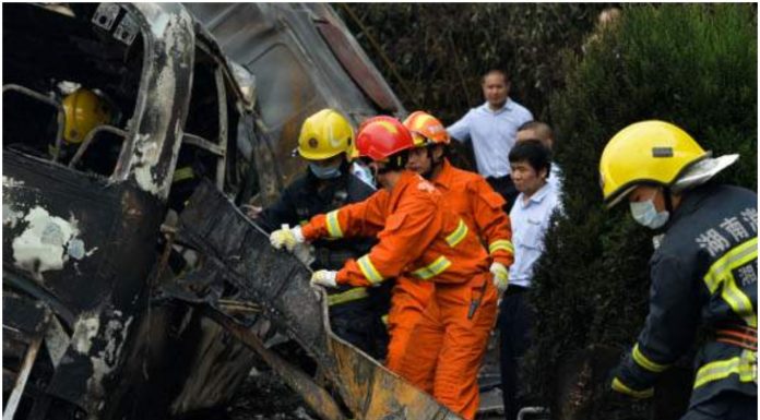 Τραγωδία στην Ινδία – 13 παιδιά νεκρά σε σύγκρουση σχολικού λεωφορείου Ινδία