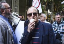 Λυμπερόπουλος για Uber: “Όποιος δεν θέλει να σέβεται τους νόμους να αποχωρεί και να μας γράφει” Λυμπερόπουλος