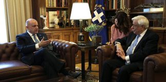 Παυλόπουλος