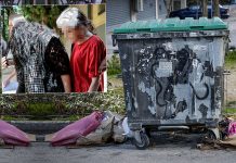 Ξεσπά η θεία της 19χρονης παιδοκτόνου: «Να την κλείσουν εκατό χρόνια στη φυλακή» (Βίντεο)