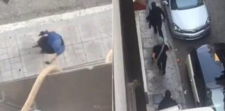 Επίθεση κουκουλοφόρων στο γραφείο του Μ. Βαρβιτσιώτη (Βίντεο)