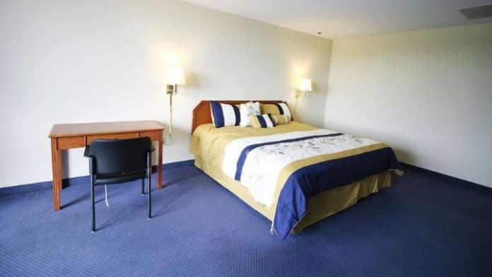 w11-102228hotel