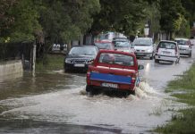 Βόλος: Καταιγίδα προκάλεσε ζημιές και διακοπή της κυκλοφορίας στους δρόμους
