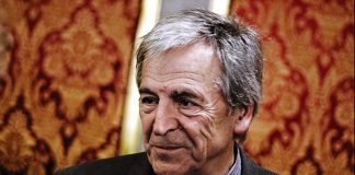 Μακάβριο αστείο: «Πέθαναν» τον διάσημο σκηνοθέτη Κώστα Γαβρά