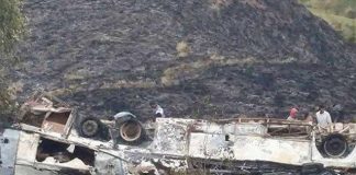 Πολύνεκρο τροχαίο με λεωφορείο το 7ο σε λιγότερες από 40 ημέρες στον Ισημερινό