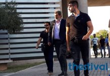 Θεσσαλονίκη: «Έκραξαν» τον Παύλο Πολάκη στο δημαρχείο