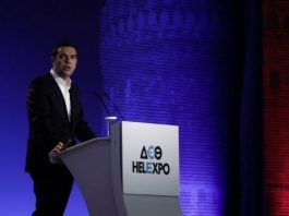 Αποπνικτική η ατμόσφαιρά μέσα στη ΔΕΘ από τα χημικά