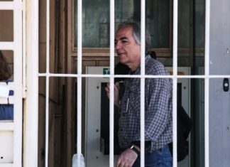 Στο Τμήμα Επειγόντων Περιστατικών, του νοσοκομείου Βόλου, ο Κουφοντίνας