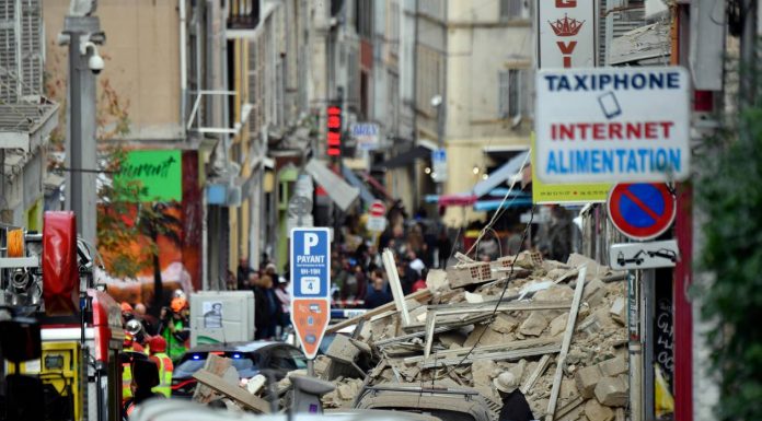 Κατέρρευσαν δύο κτίρια στη Μασσαλία, από άγνωστη αιτία