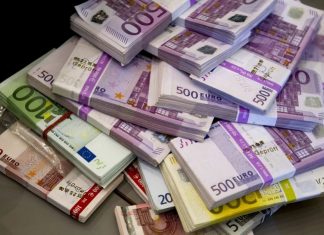 Διαψεύδει η ΕΛ.ΑΣ. ότι βρέθηκαν 19 εκατ. ευρώ σε σπίτι πολιτικού στο Παλαιό Ψυχικό