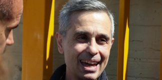 Συγκλονίζει το «Χαίρετε» με χαμόγελο, του Λεμπιδάκη στους απαγωγείς του, στη δίκη
