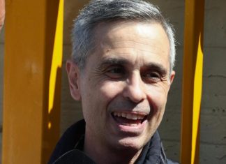 Συγκλονίζει το «Χαίρετε» με χαμόγελο, του Λεμπιδάκη στους απαγωγείς του, στη δίκη