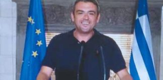 Η χλιδάτη ζωή του golden boy Τσίπρα – Παππά: Οι δεσμίδες με 40.000 ευρώ, το ακριβό τζιπ, οι «φουσκωτοί»