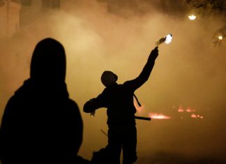Ανάληψη ευθύνης για την επίθεση με μολότοφ στην έδρα των ΜΑΤ στην Καισαριανή