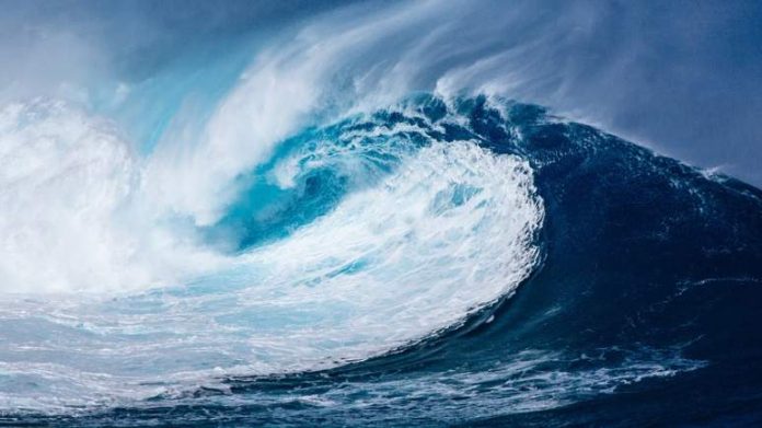 282039-wave-1913559_960_720