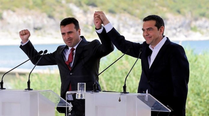 Ζάεφ: «Η συμφωνία των Πρεσπών δεν μπορεί να αλλάξει στο μέλλον,…Είμαι ευτυχής γιατί έχω έναν νέο φίλο, τον Αλέξη»