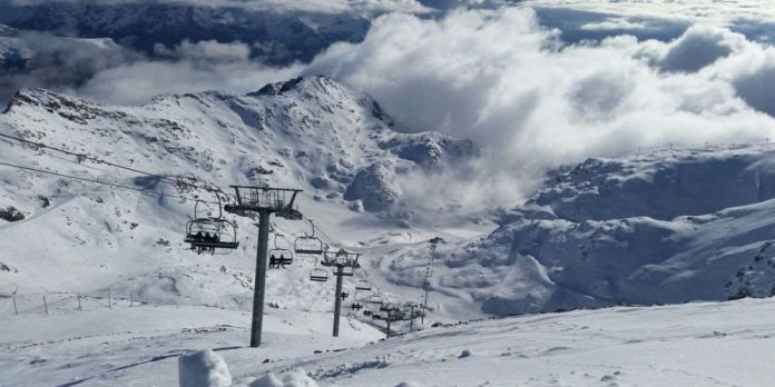 alpeis-skier-se-teleferik-500