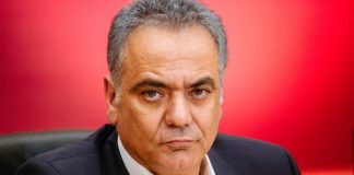 Σκουρλέτης: «Ακροδεξιές, χρυσαυγίτικες ομάδες επιχείρησαν να μπουν στη Βουλή»
